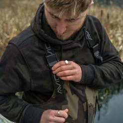 Avid Carp Ripstop Camo Salopettes 14 Avid Carp Ripstop Camo Salopettes -Fishing Finesse Finds 0rc5apoj637940020763095908
