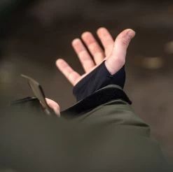 Daiwa Winter Carp Suit 19 Daiwa Winter Carp Suit -Fishing Finesse Finds 1he4ypml638016785135599188