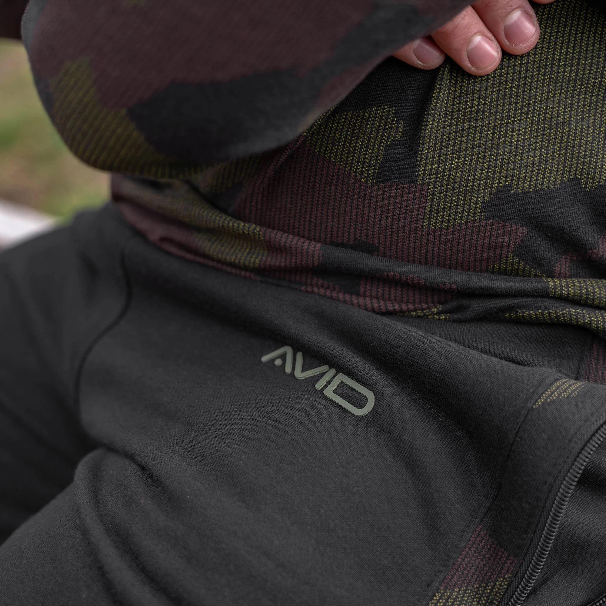 Avid Carp Distortion Black Joggers 8 Avid Carp Distortion Black Joggers - Image 6