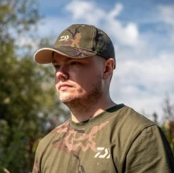 Daiwa Camo Peaked Hat -Fishing Finesse Finds n2sz4zms638016779261602609