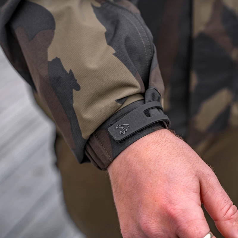Avid Carp Ripstop Camo Jacket 9 Avid Carp Ripstop Camo Jacket - Image 7